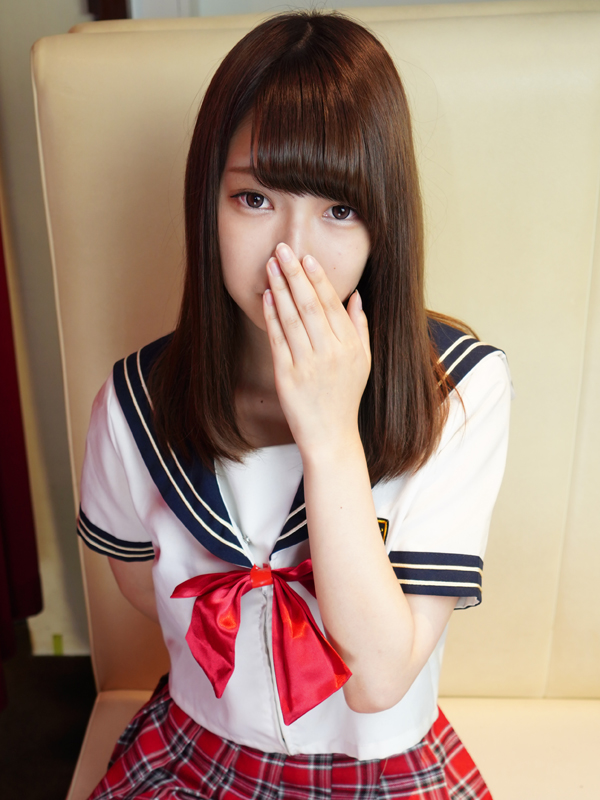 激安ヌキ道楽・阪神店 グミ 26歳 T:162cm B:85(D) W:55 H:87